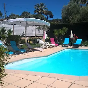 *** Bed & Breakfast Parfums D'azur Francia